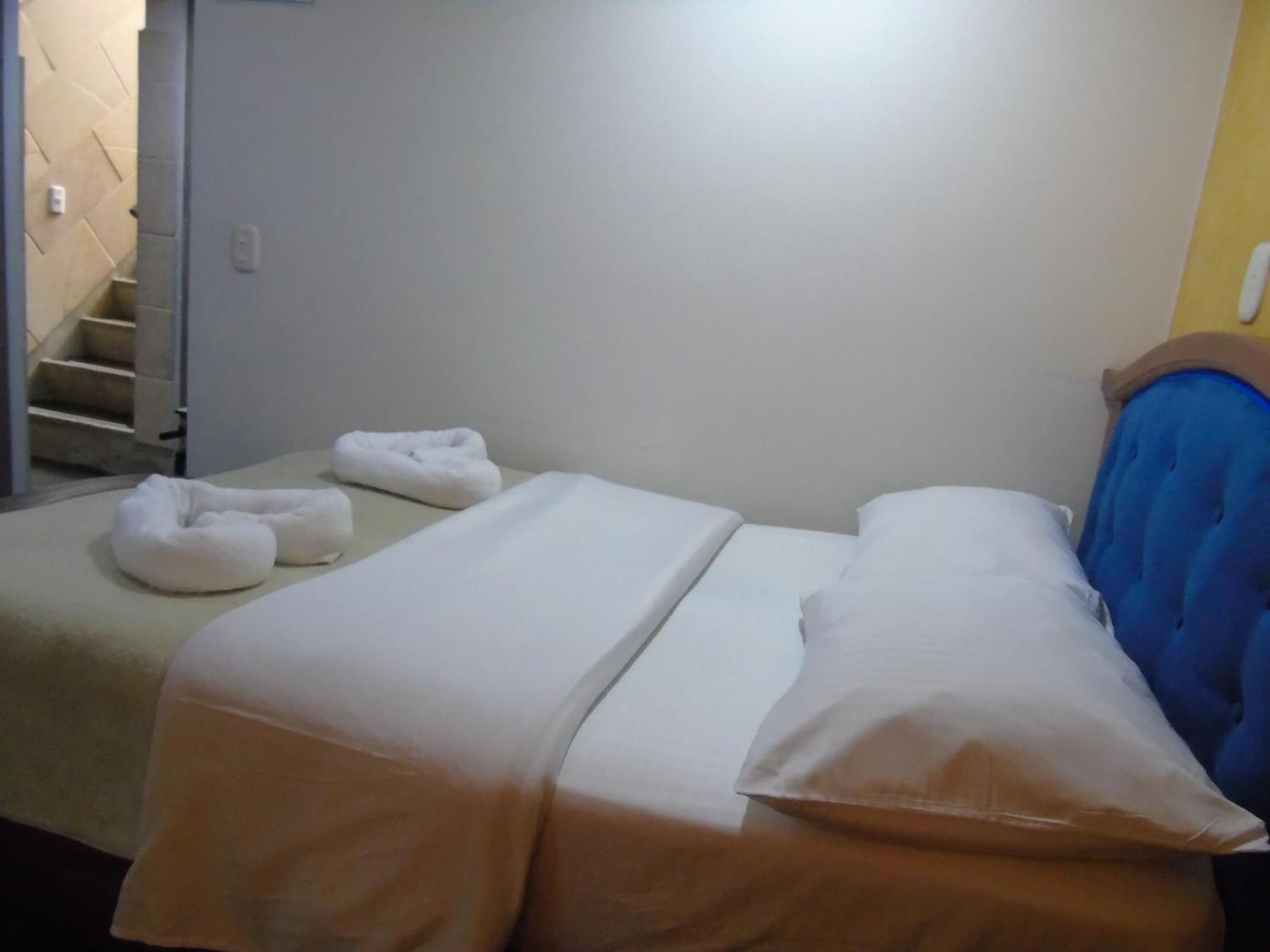 Hotel Restaurante El Madrono Chía 外观 照片